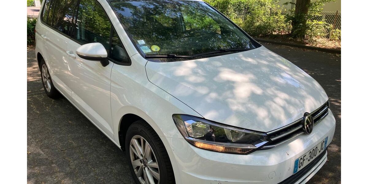 VW Touran 204.000 km 13.566 &euro; Hofheim am Taunus 65719