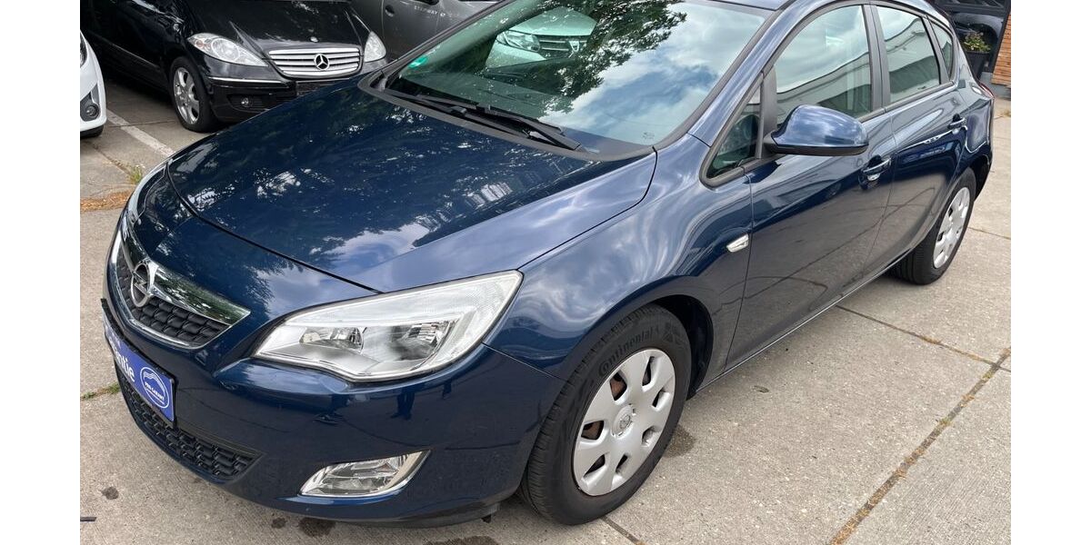 Opel Astra 54.000 km 7.990 &euro; Dreieich 63303
