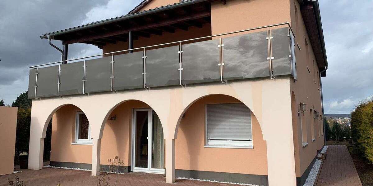 Haus zum Kaufen in Usingen 990.000 € 200 m² 7 zimmer