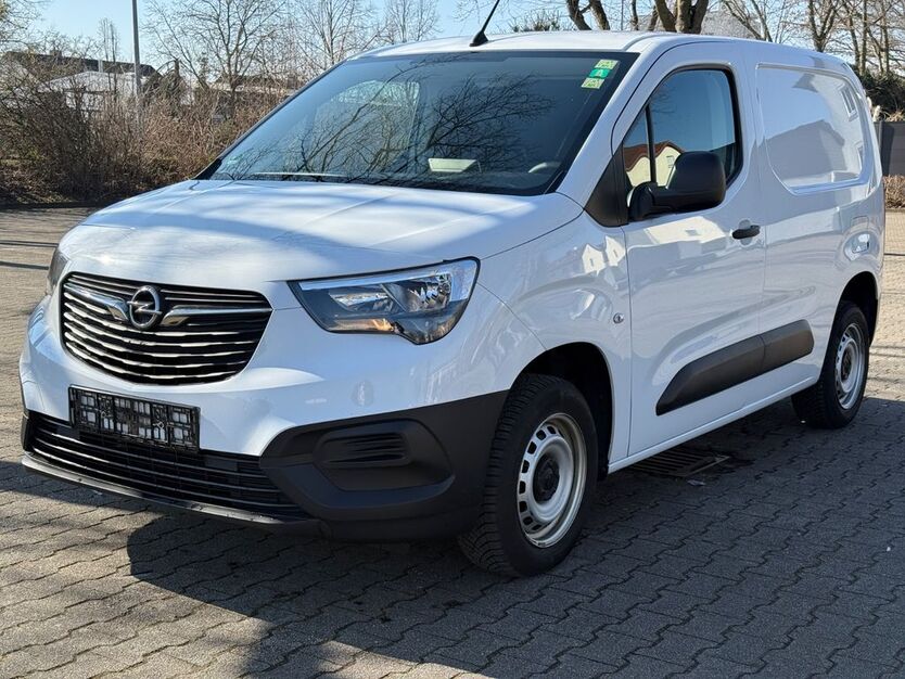 Opel Combo 147.000 km 10.666 € Rüsselsheim 65428