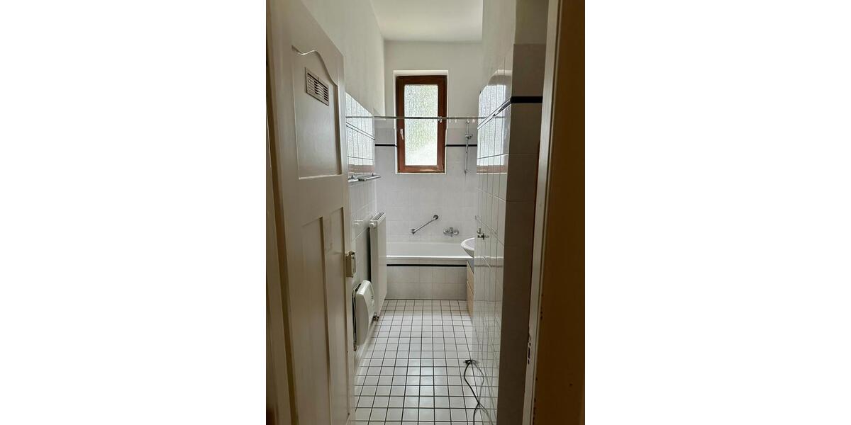 Etagenwohnung Frankfurt am Main Nord-West - 4 Zimmer, 87 m&sup2;, 1.100&euro; | Angebot:25271223