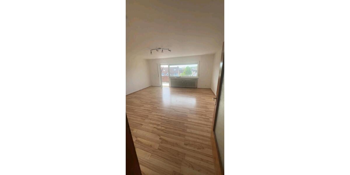 Etagenwohnung Rodgau - 3 Zimmer, 100 m&sup2;, 1.450&euro; | Angebot:26664717