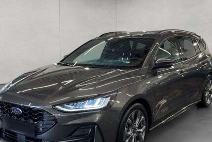 Ford Focus 22.494 km 23.550 &euro; Frankfurt am Main 60386