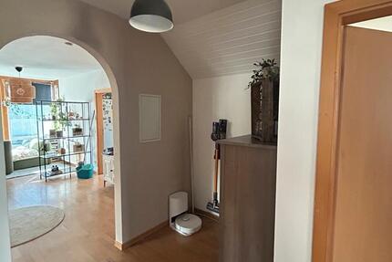 Wohnung Kelsterbach - 3 Zimmer, 97 m&sup2;, 1.630&euro; | Angebot:25634099