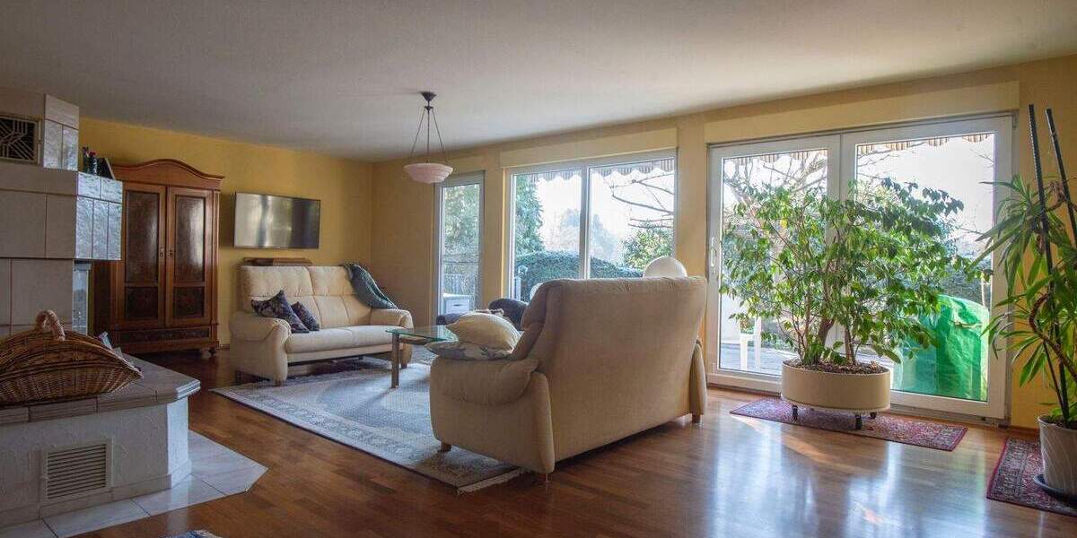 Etagenwohnung Nidderau Ostheim - 4 Zimmer, 156 m&sup2;, 485.000&euro; | Angebot:24781018