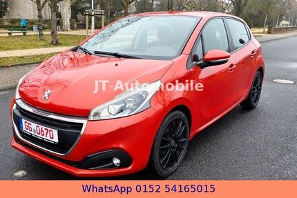 Peugeot 208 104.000 km 5.999 &euro; Rüsselsheim am Main 65428