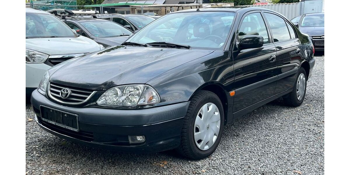 Toyota Avensis 124.731 km 2.890 &euro; Frankfurt 65933