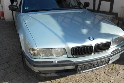 BMW 740 333.333 km 6.740 &euro; Wöllstadt 61206