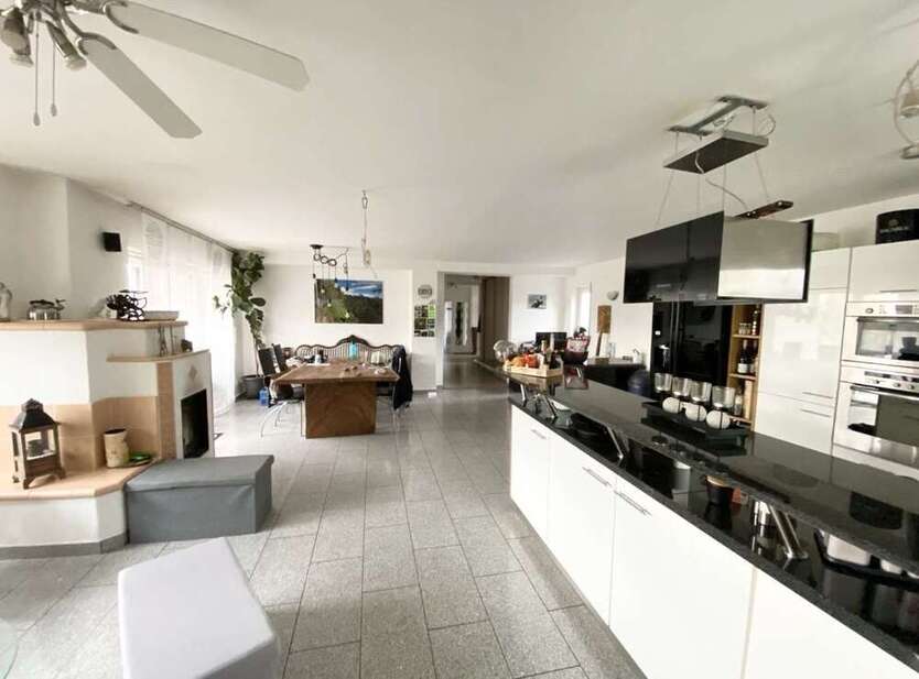Haus zum Kaufen in Alzenau 589.000 € 240 m²
