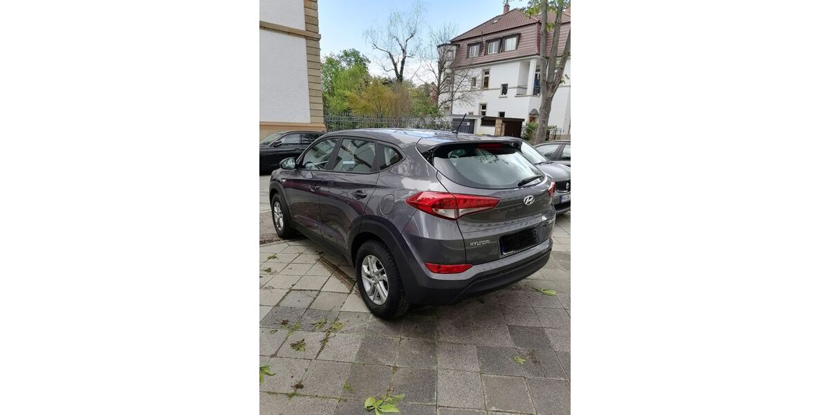 Hyundai TUCSON 127.500 km 10.000 &euro; Neu-Isenburg 63263