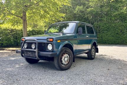 Lada Niva 80.000 km 2.890 &euro; Friedberg 61169