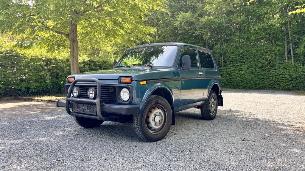 Lada Niva 80.000 km 2.890 &euro; Friedberg 61169