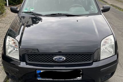 Ford Fusion 80.125 km 2.500 &euro; Frankfurt 60486