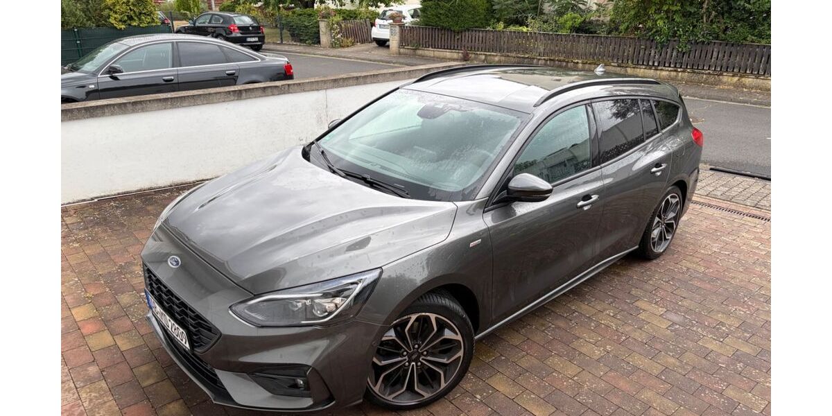 Ford Focus 81.000 km 16.000 &euro; Karlstein 63791