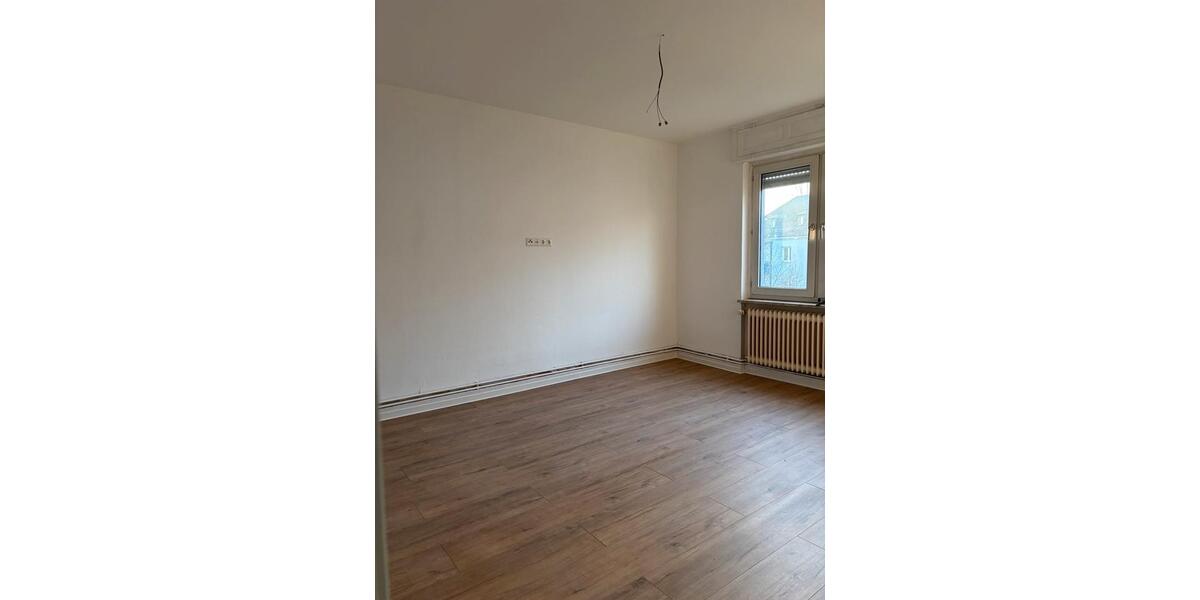 3 Zimmer Wohnung frisch saniert 3 zimmer