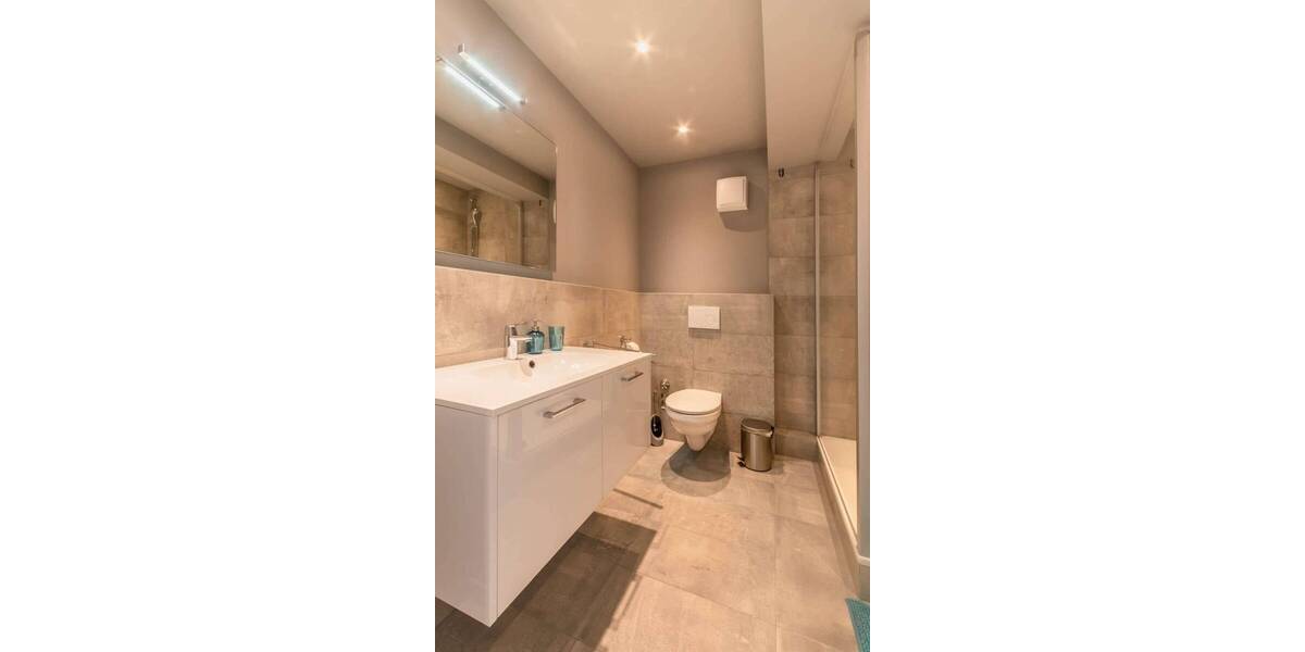 Etagenwohnung Frankfurt am Main Bahnhofsviertel - 2 Zimmer, 55 m&sup2;, 1.695&euro; | Angebot:25726225