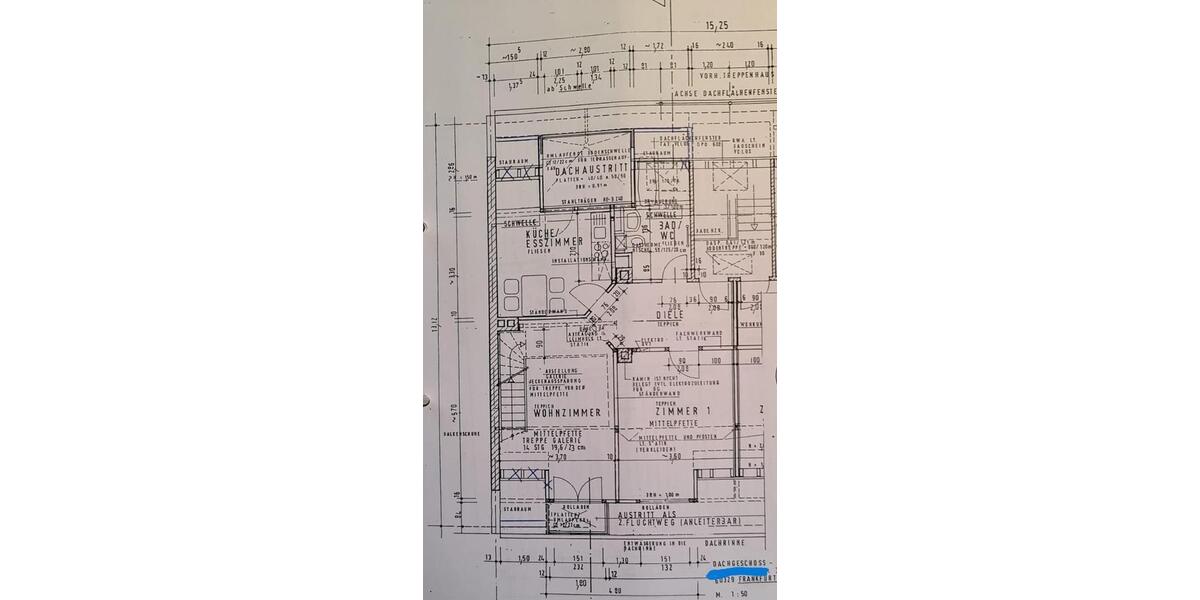 Frisch renovierte Maisonette-Wohnung in der Nähe vom Main und Baseler Platz 3 zimmer