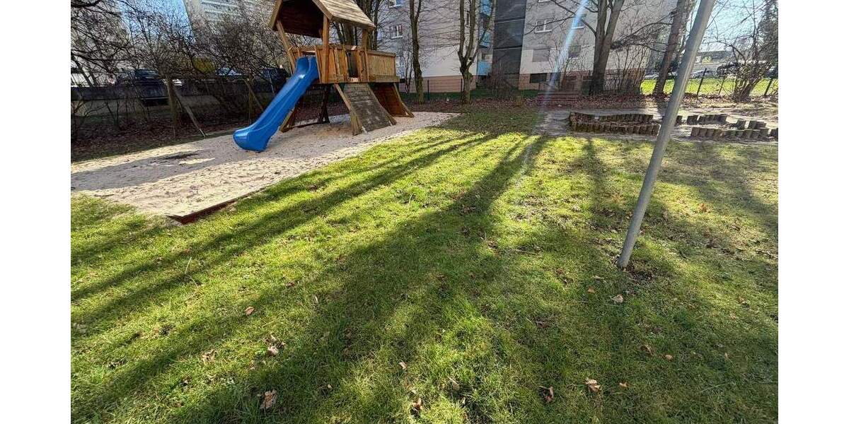 Etagenwohnung Frankfurt am Main Eckenheim - 3 Zimmer, 84 m&sup2;, 370.000&euro; | Angebot:25690977