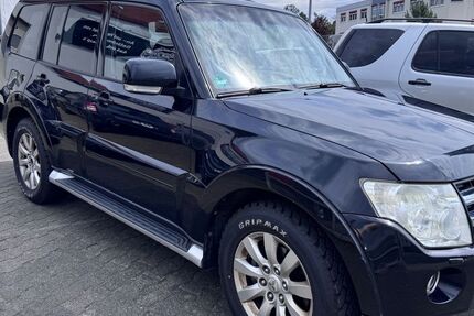 Mitsubishi Pajero 406.456 km 6.999 € Rödermark 63322