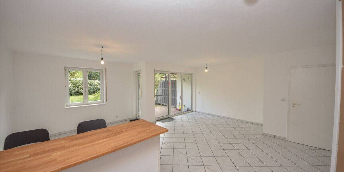 Etagenwohnung Dieburg - 2 Zimmer, 70 m&sup2;, 950&euro; | Angebot:26891816