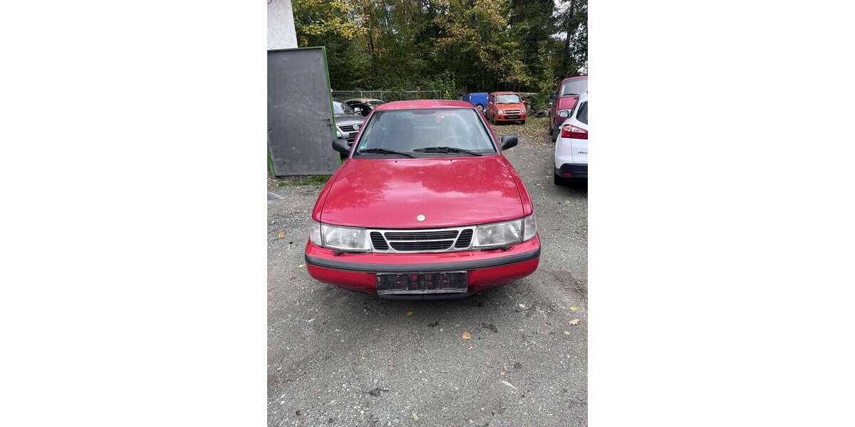 Saab 900 234.000 km 999 &euro; Frankfurt 65929