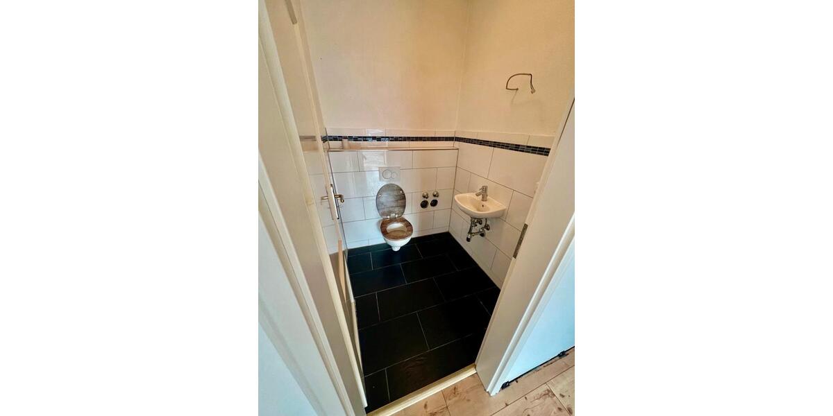 Erdgeschoßwohnung Offenbach am Main - 4 Zimmer, 105 m&sup2;, 1.350&euro; | Angebot:25299361