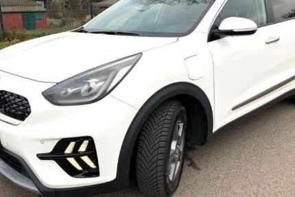 Kia Niro 84.500 km 15.900 &euro; Frankfurt 60489