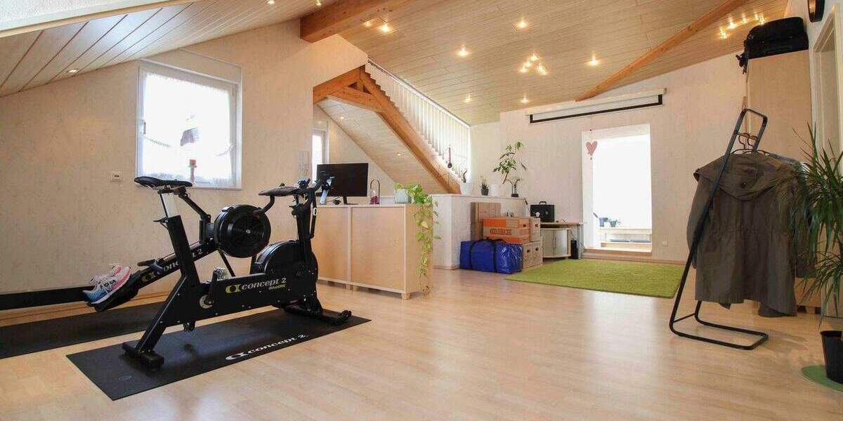 Einfamilienhaus Frankfurt am Main Rödelheim - 6 Zimmer, 175 m&sup2;, 799.000&euro; | Angebot:25654371