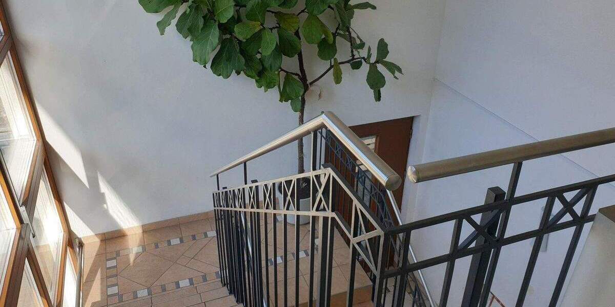 BüroPraxisräume: ruhige Lagehochwertiges Gebäudeviele Stellplätze mit Option WohnenArbeiten zimmer