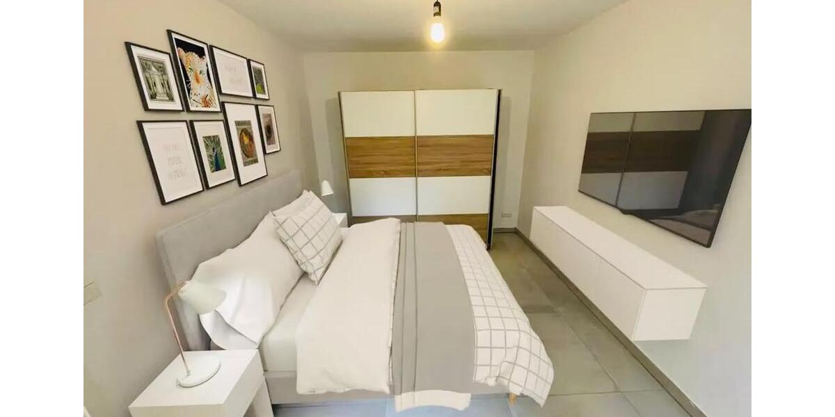 Etagenwohnung Frankfurt am Main Ginnheim - 2 Zimmer, 65 m&sup2;, 1.595&euro; | Angebot:24522870