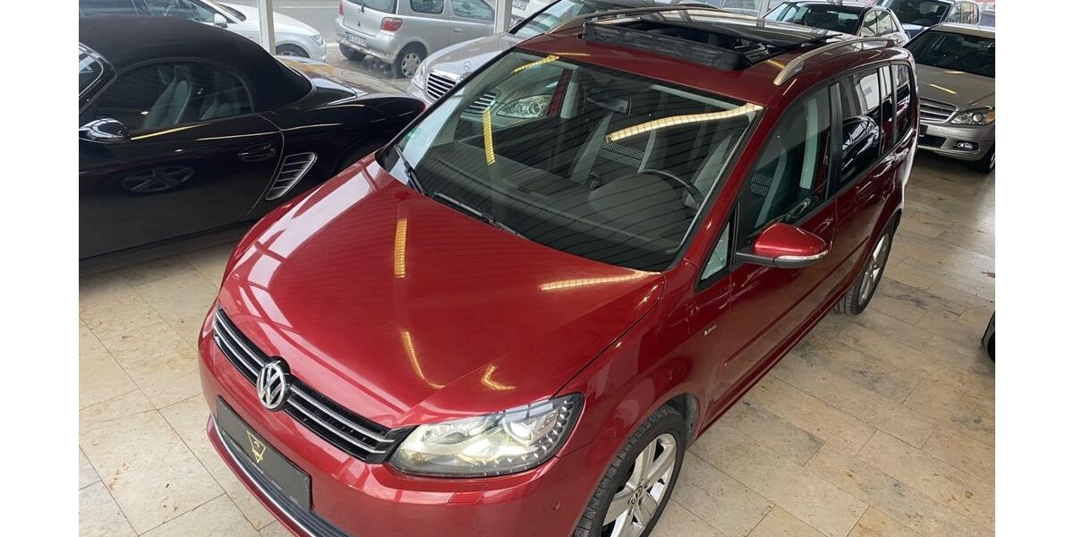 VW Touran 211.000 km 9.999 &euro; Neu-Isenburg 63263