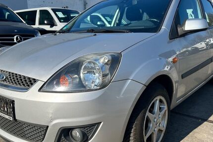 Ford Fiesta 285.712 km 900 &euro; Hattersheim 65795