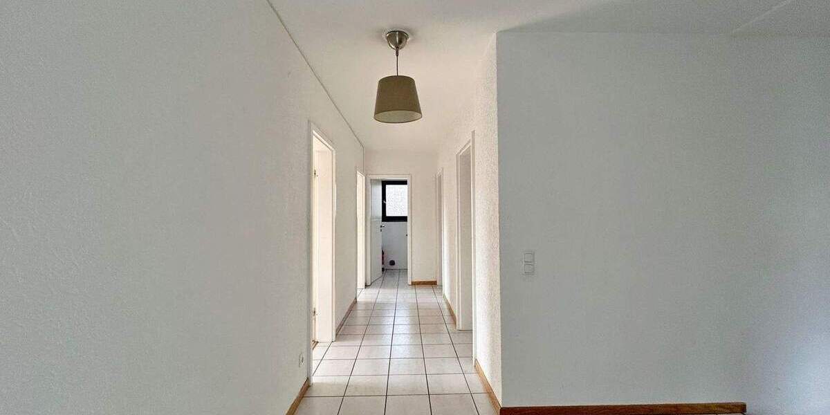 Einfamilienhaus Eppstein / Vockenhausen Vockenhausen - 6 Zimmer, 186 m&sup2;, 1.950&euro; | Angebot:25665511