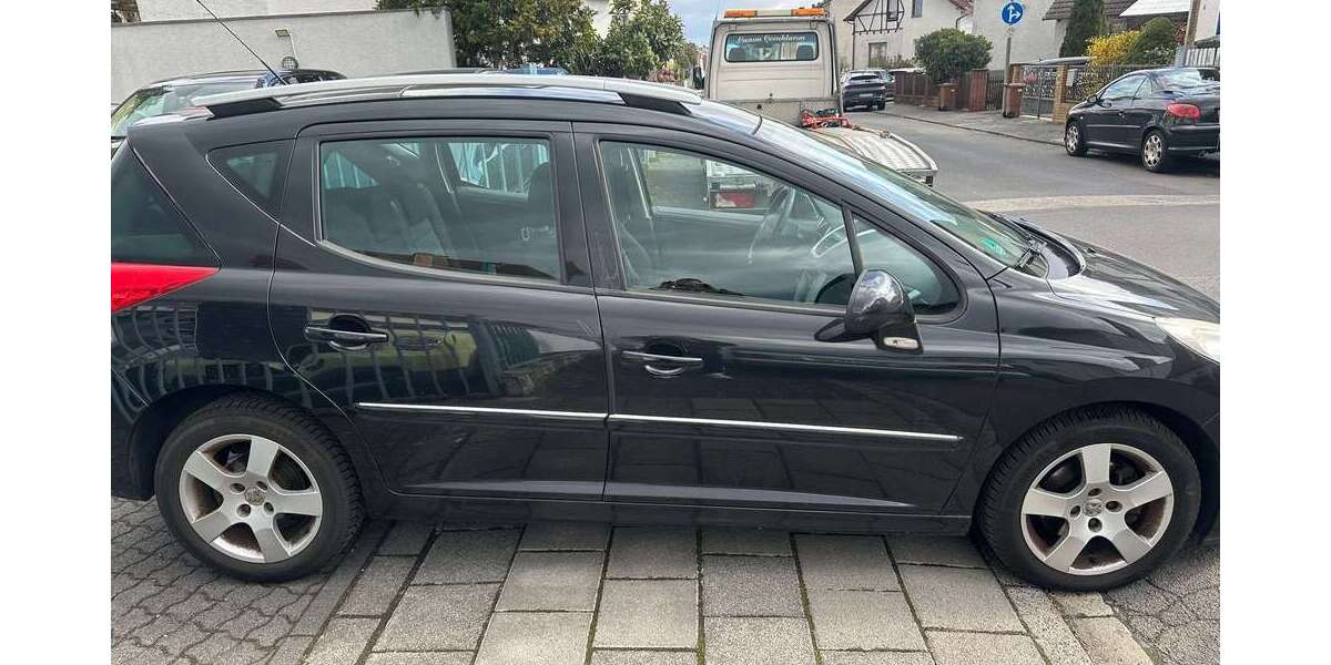 Peugeot 207 290.000 km 899 &euro; Mühlheim am Main 63165