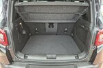 Hyundai i30 YES! Plus Navigation, Panoramadach, LED, Sport 89.202 km 12.890 &euro; Rodgau 63110