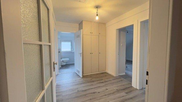 Dachgeschoßwohnung Bad Homburg vor der Höhe Gonzenheim - 2 Zimmer, 54 m&sup2;, 950&euro; | Angebot:26260759