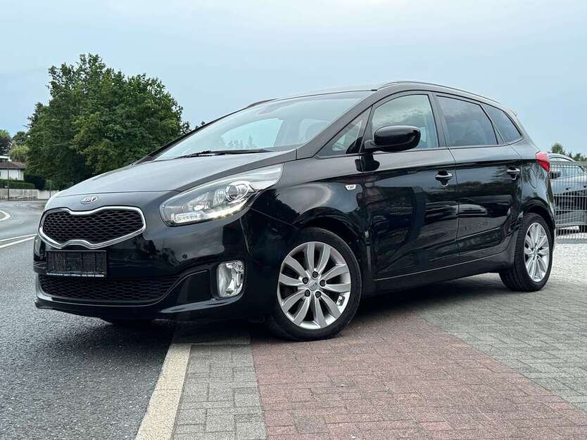 Kia Carens 258.000 km 6.800 € Bad Homburg 61350