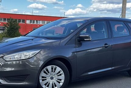 Ford Focus 109.470 km 9.300 &euro; Dietzenbach 63128