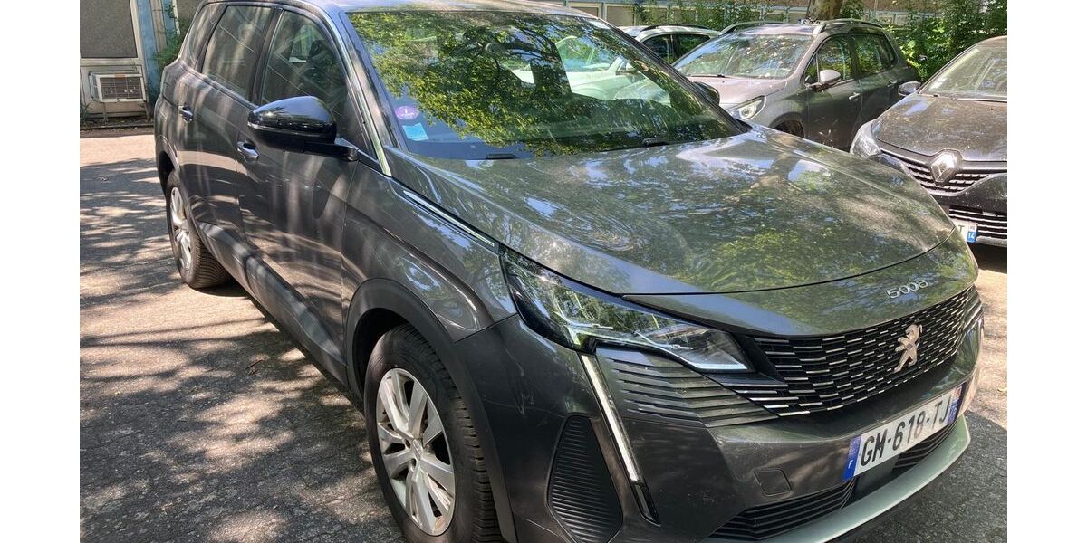 Peugeot 5008 147.000 km 13.328 &euro; Hofheim am Taunus 65719