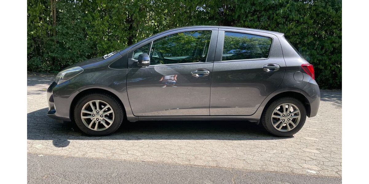 Toyota Yaris 134.000 km 6.500 &euro; Hofheim 65719