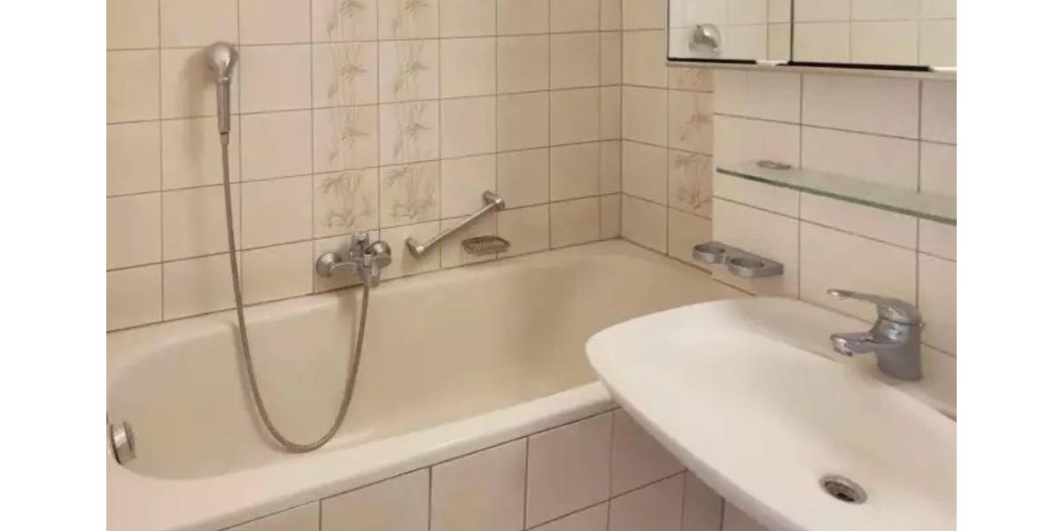 Helle 3 Zimmer Wohnung mit Balkon, EBK & S-Bahn nahe in F-Nied 3 zimmer