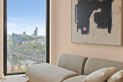 Wohnung zum Mieten in Frankfurt am Main 2.890 € 69.48 m² 2 zimmer