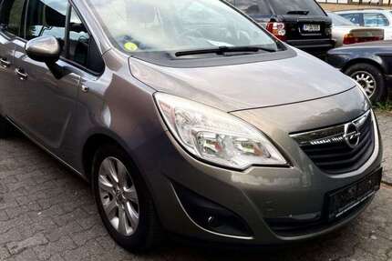 Opel Meriva 179.800 km 2.900 &euro; Frankfurt am Main 65933