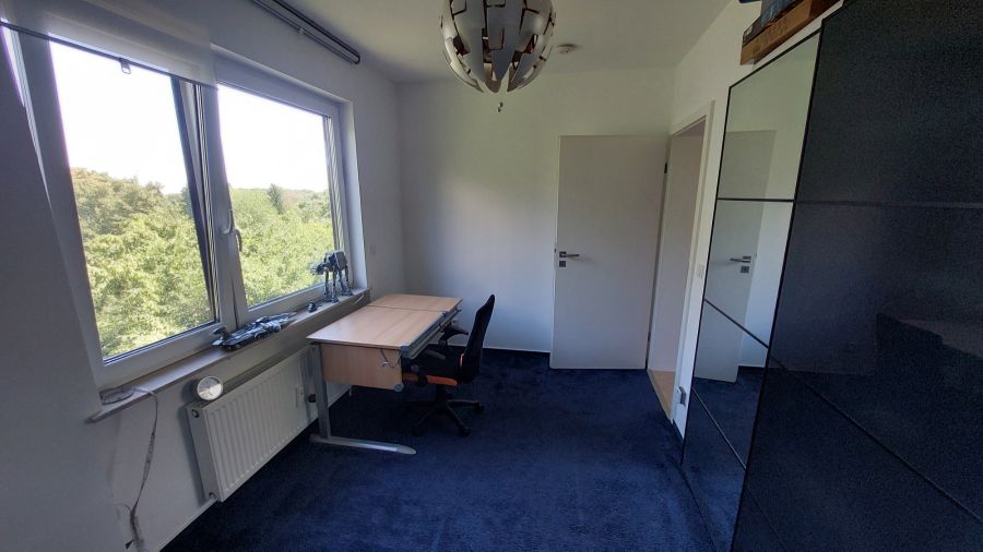 Provisionsfrei* Sanierte und helle 3-Zimmer-Wohnung mit großem Balkon & Garage in Frankfurt Oberrad - Etagenwohnung Frankfurt am Main Oberrad | Angebot:25355546