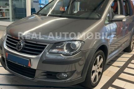 VW Touran 187.000 km 6.799 &euro; Frankfurt am Main 65933