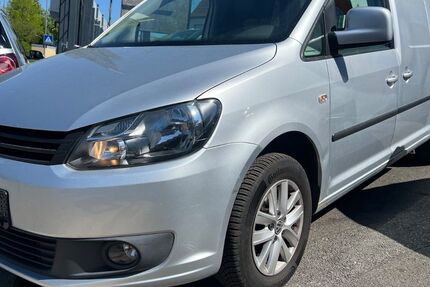 VW Caddy 169.000 km 7.690 &euro; Bad Vilbel - Frankfurt am Main 61118