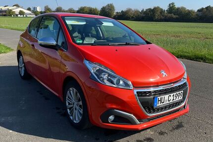 Peugeot 208 91.615 km 6.400 € Hanau 63454