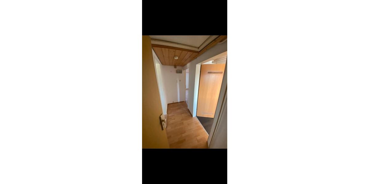 Dachgeschoßwohnung Flörsheim am Main - 1 Zimmer, 39 m&sup2;, 640&euro; | Angebot:25310195