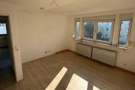 4 Zimmer Wohnung • ab sofort • zentral 4 zimmer