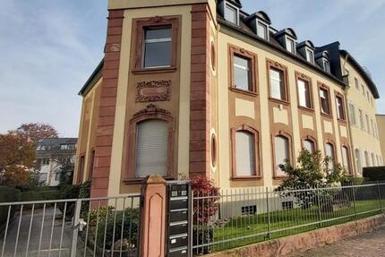 **Hochwertige und Exklusive gut gelegene 2-Zimmer-Wohnung mit Balkon und Einbauküche in Toplage** 2 zimmer